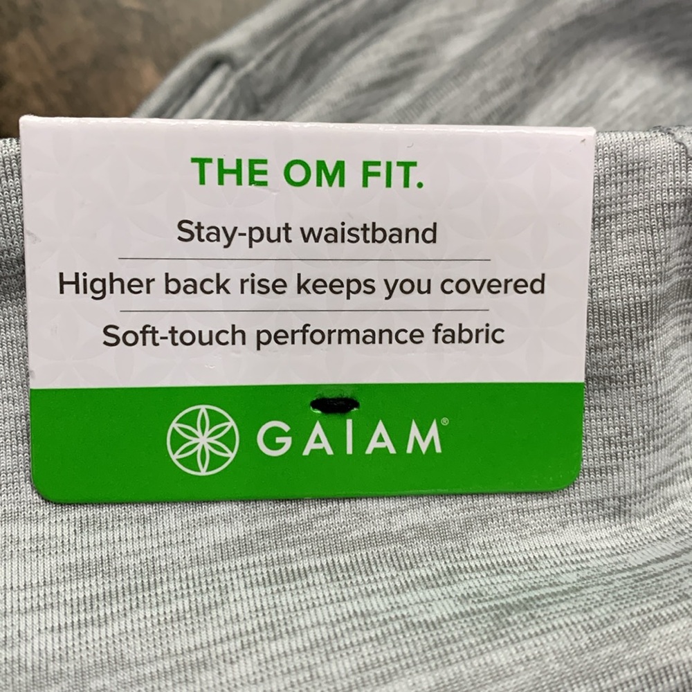 Gaiam nwt. Leggings. - Picture 4 of 4